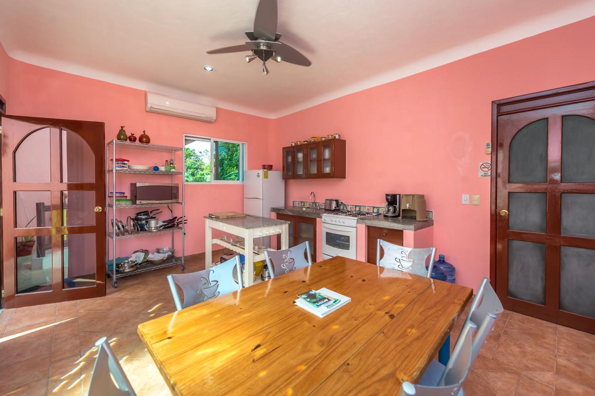 الشقق الفندقية أكومالفي  Casa Gatos الغرفة الصورة